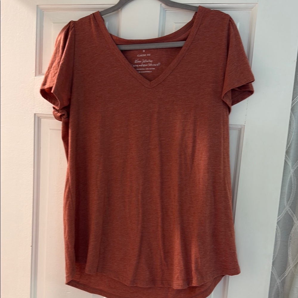Torrid rust V-Neck Short Sleeve Tee Relaxed Fit